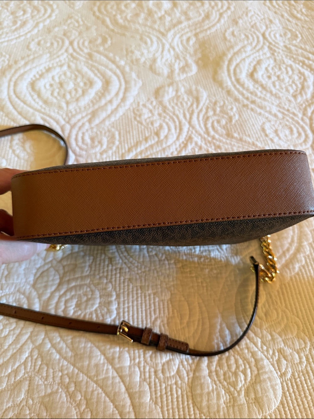Michael Kors Brown and Gold Logo bag - Picture 5 of 13
